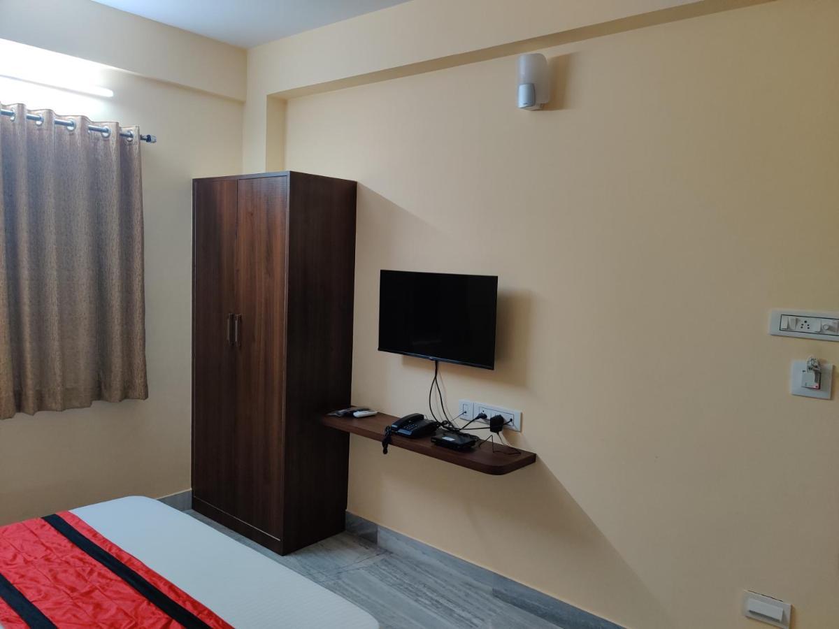 Sanjiva Suites Колката Екстериор снимка