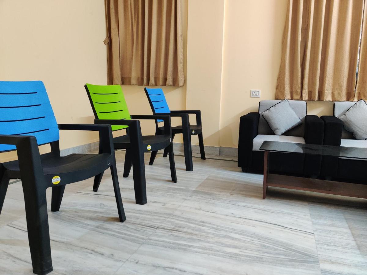 Sanjiva Suites Колката Екстериор снимка