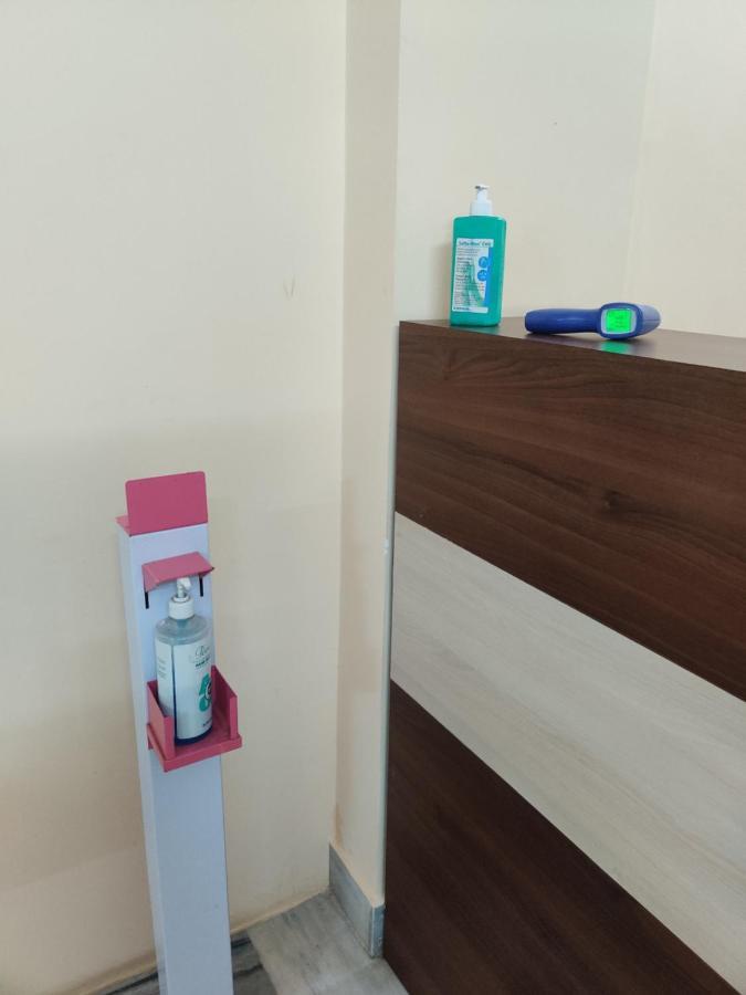 Sanjiva Suites Колката Екстериор снимка
